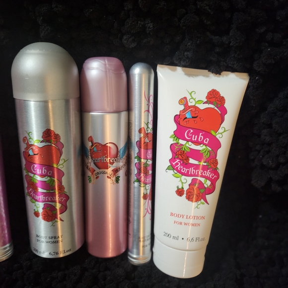 CUBA TWO SETS OF PERFUME FOR WOMAN - Picture 3 of 4